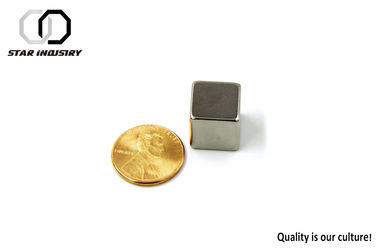 صغير N50 Cube نيوديميوم مغناطيس دائم 5 مم × 5 مم أقوى